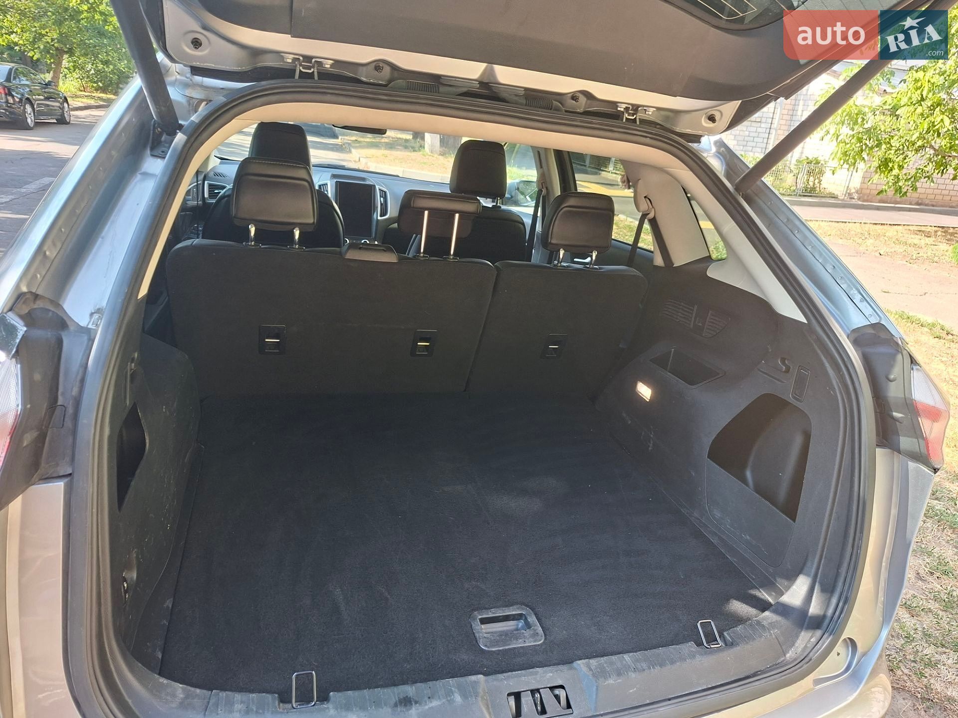 Ford Edge 2023 VIN 2FMPK4J98PBA34513 фото оголошення 13 з 18