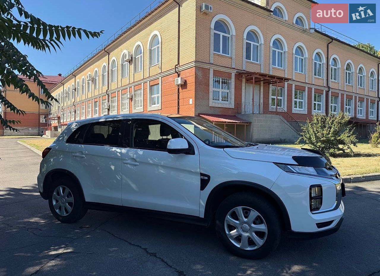 Mitsubishi ASX 2019 VIN JMBXNGA1WLU000281 фото оголошення 8 з 43