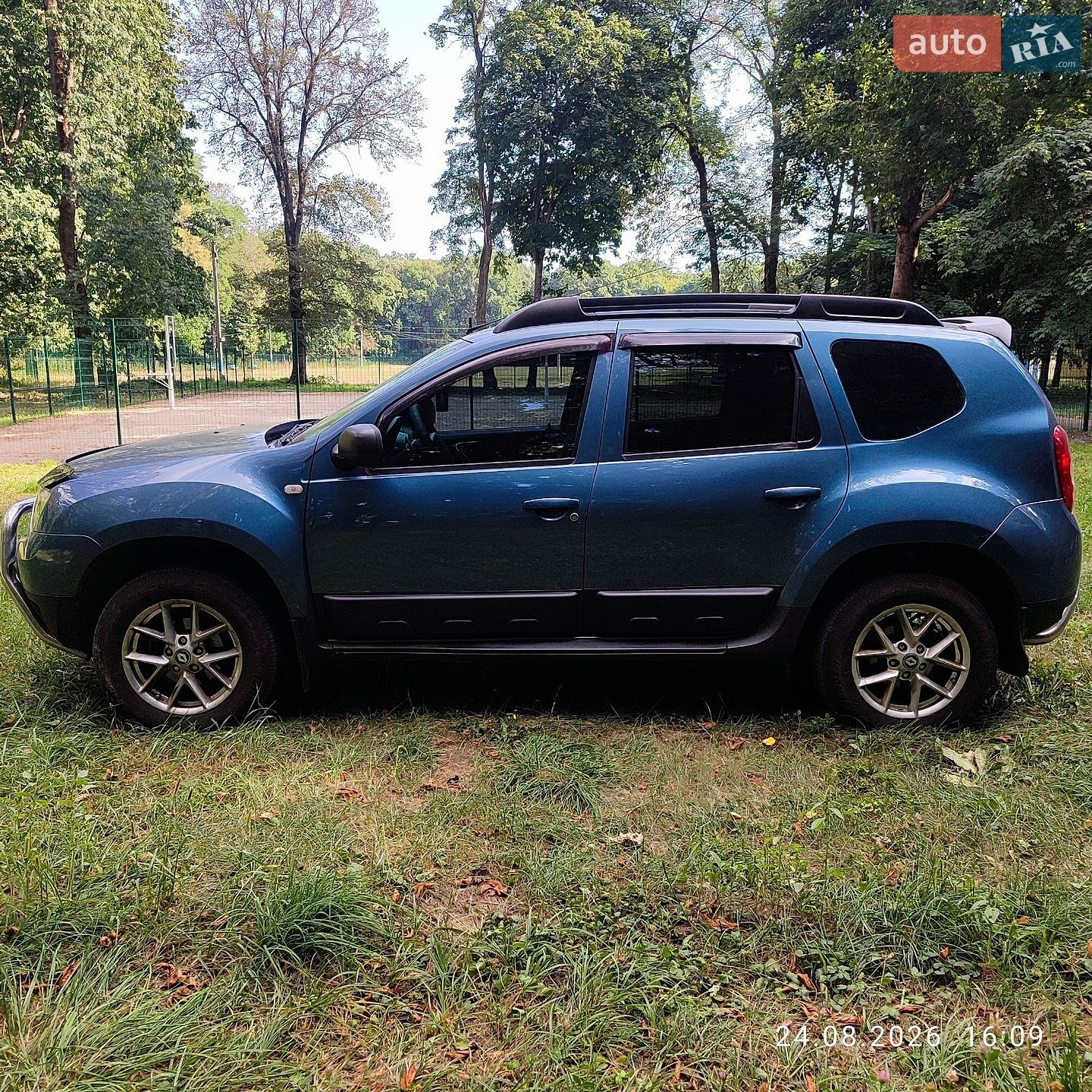 Renault Duster 2010 VIN VF1HSRC8N44207533 фото оголошення 4 з 16