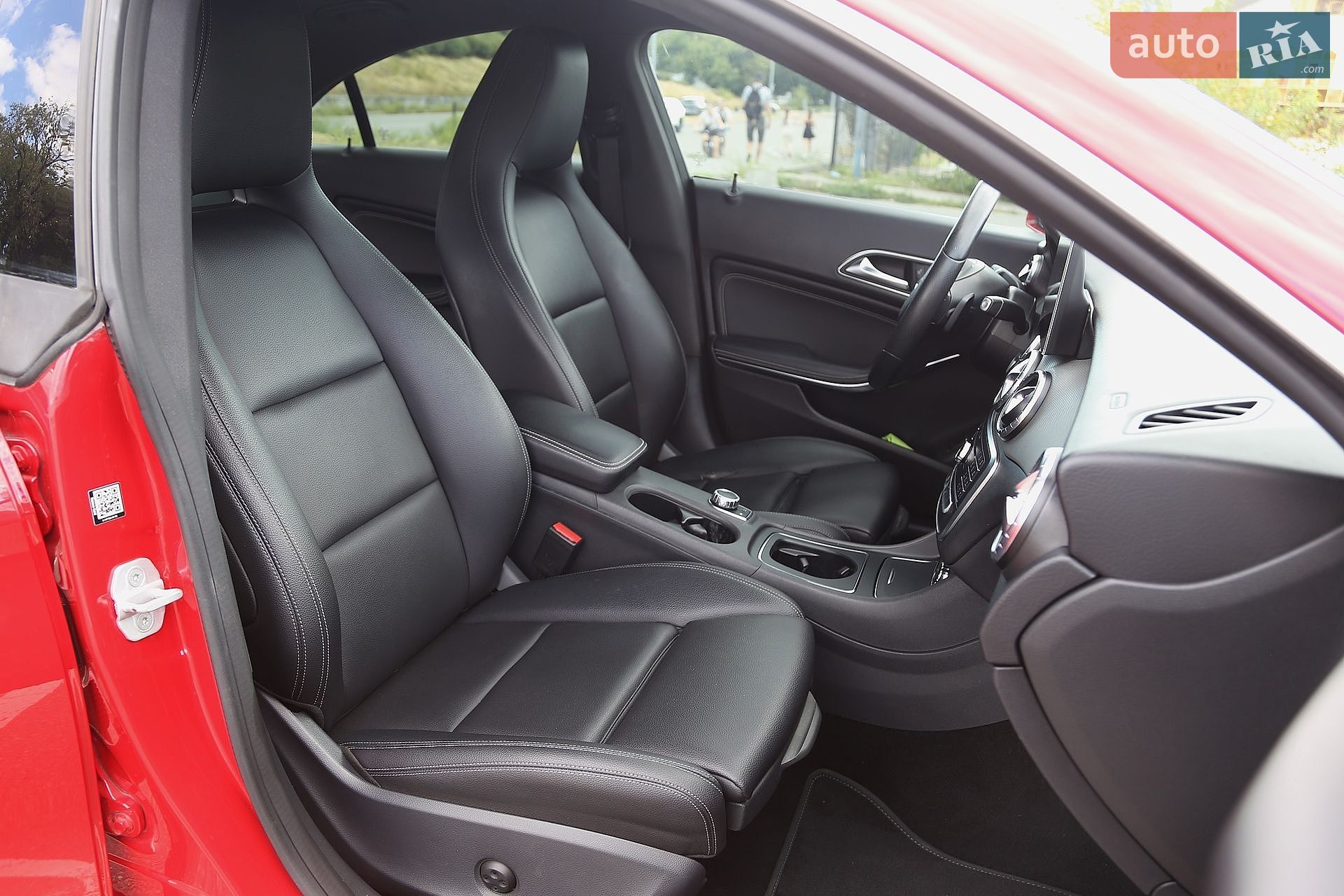 Mercedes-Benz CLA-Class 2017 VIN WDDSJ4EBXJN599149 фото оголошення 12 з 29