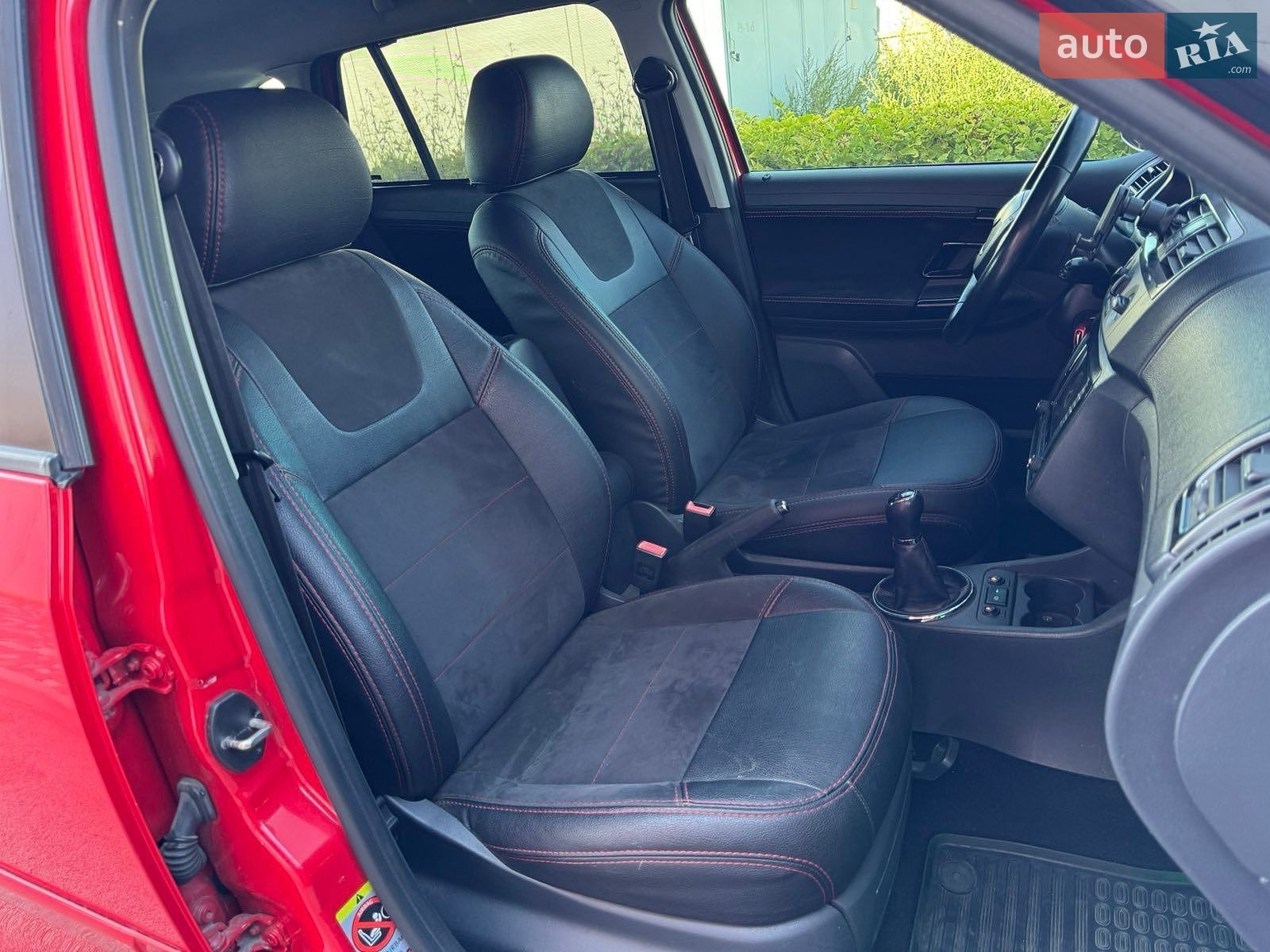 Skoda Fabia 2012 VIN TMBJK25J4C3115067 фото оголошення 17 з 19