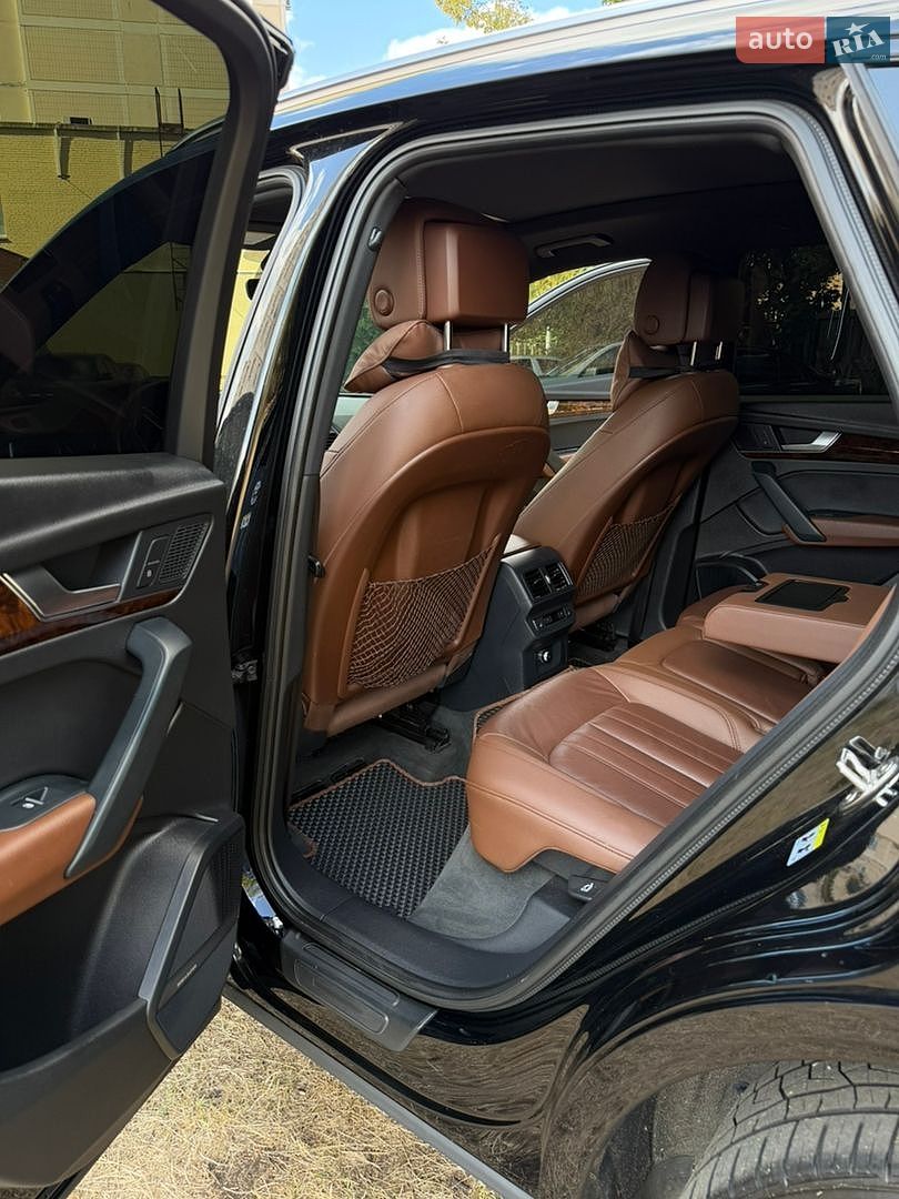 Audi Q5 2017 VIN WA1BNAFY5J2086211 фото оголошення 19 з 22