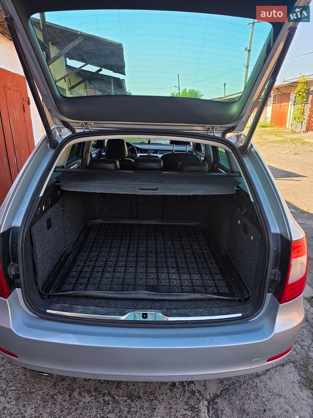 Skoda Superb 2013 VIN TMBLF73T9D9043229 фото оголошення 5 з 14