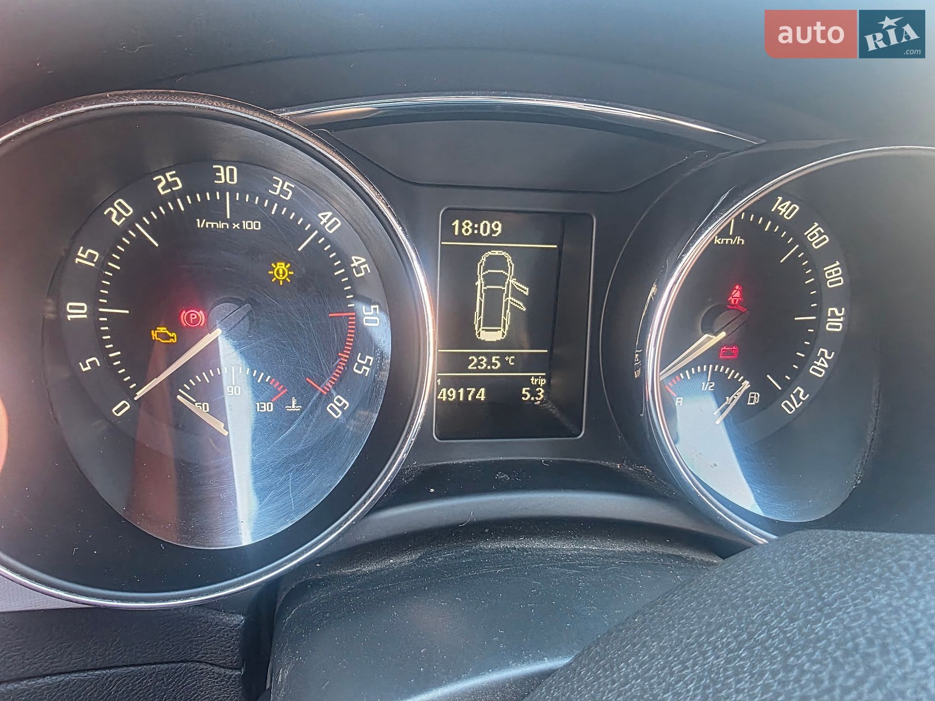 Skoda Superb 2013 VIN TMBLF73T9D9043229 фото оголошення 7 з 14
