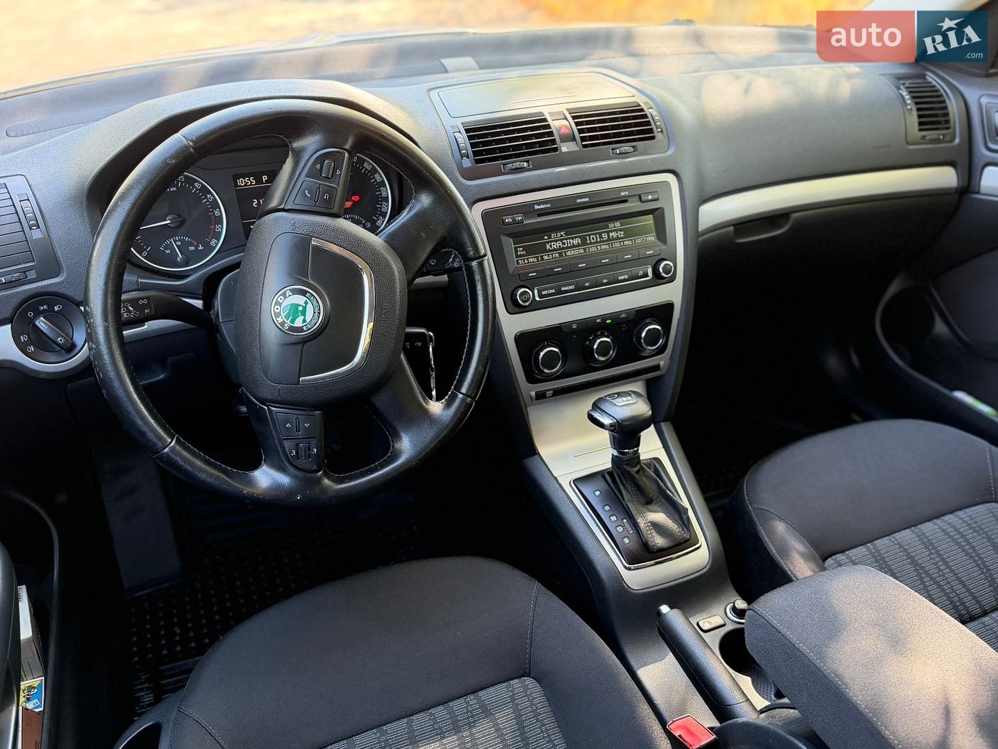 Skoda Octavia 2011 VIN TMBBE41Z9CB152527 фото оголошення 8 з 18