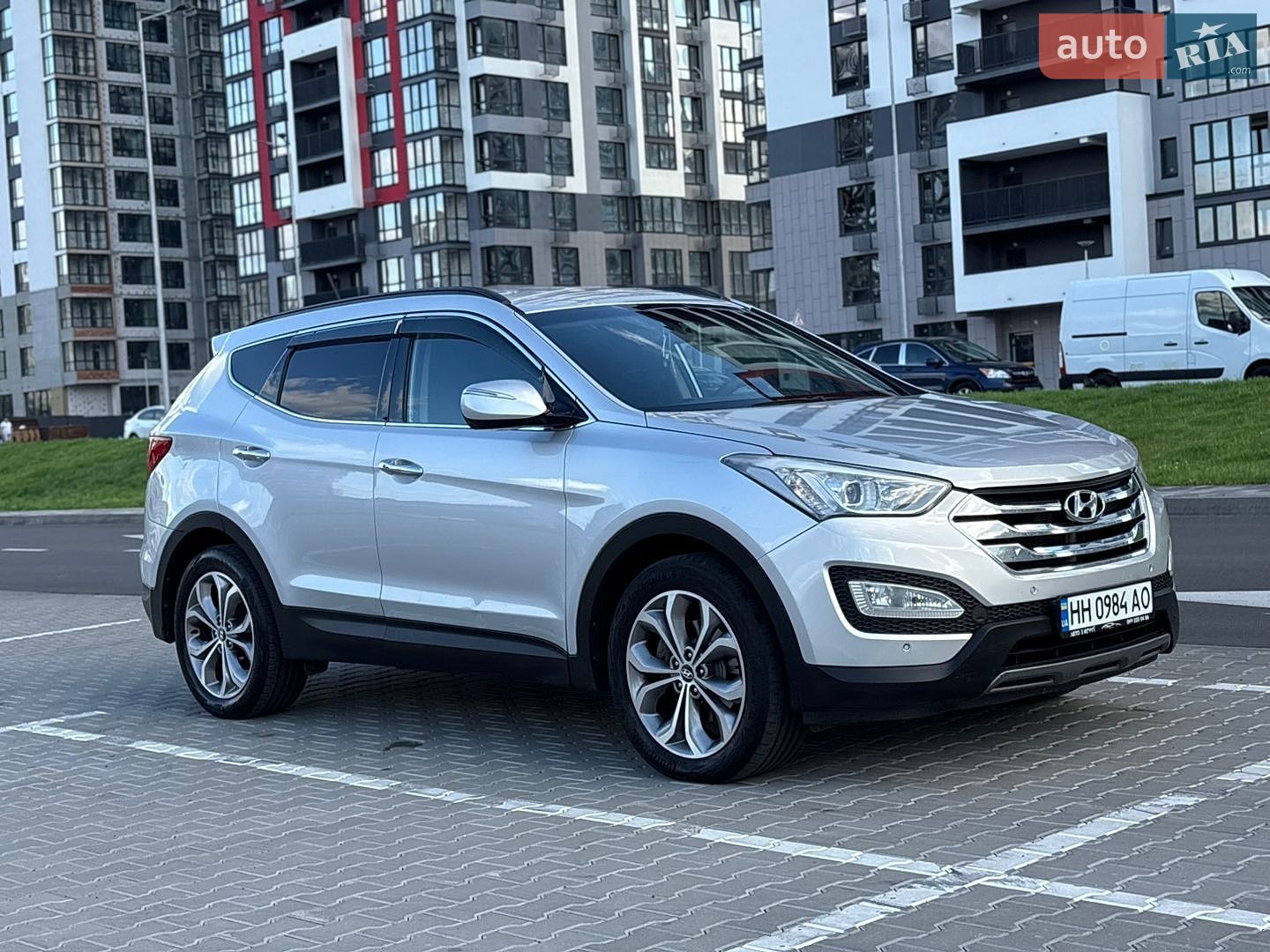 Hyundai Santa FE 2012 VIN KMHSW81UBDU014703 фото оголошення 10 з 38
