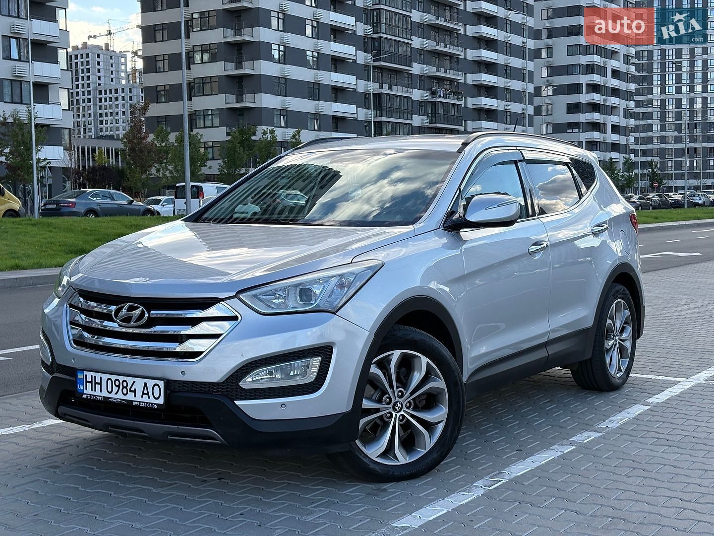 Hyundai Santa FE 2012 VIN KMHSW81UBDU014703 фото оголошення 11 з 38