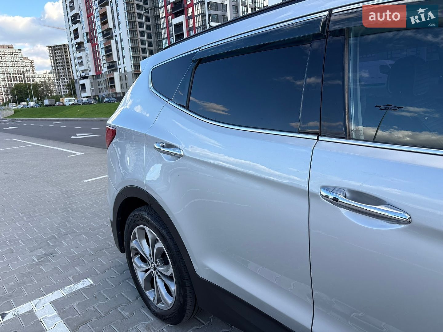 Hyundai Santa FE 2012 VIN KMHSW81UBDU014703 фото оголошення 22 з 38