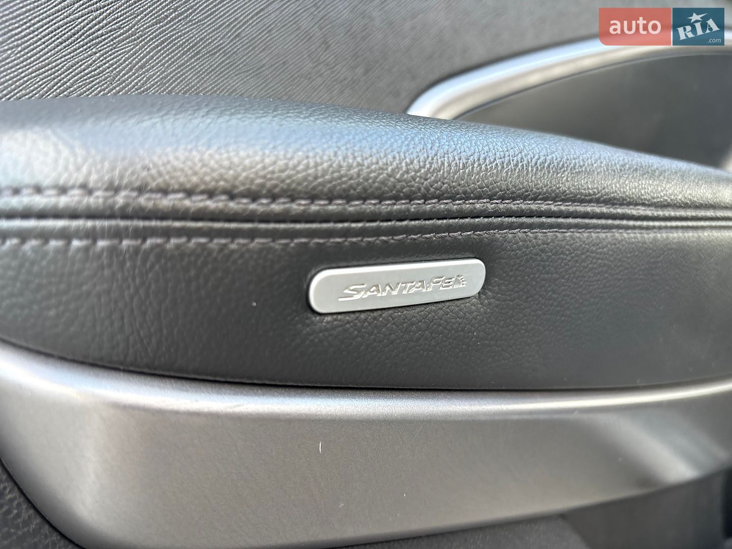 Hyundai Santa FE 2012 VIN KMHSW81UBDU014703 фото оголошення 29 з 38