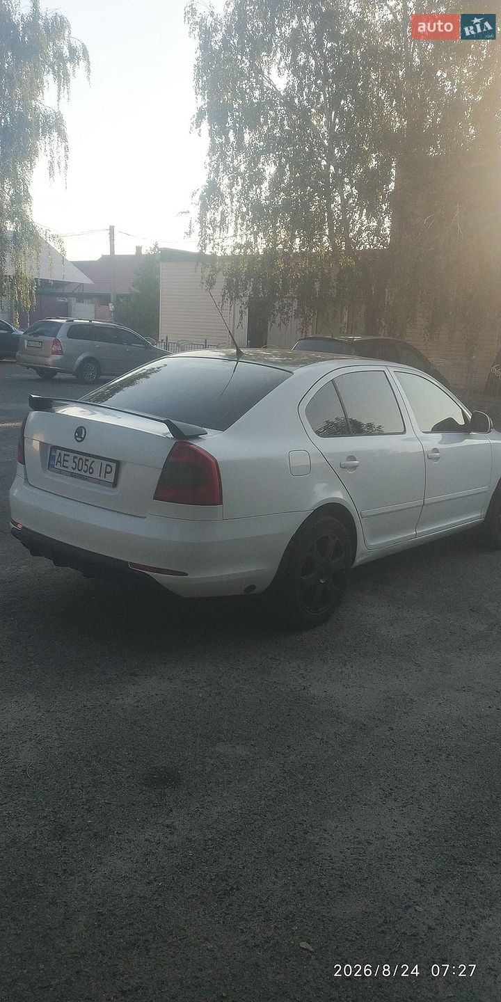 Skoda Octavia 2010 VIN TMBBK41Z6BB152153 фото оголошення 5 з 14