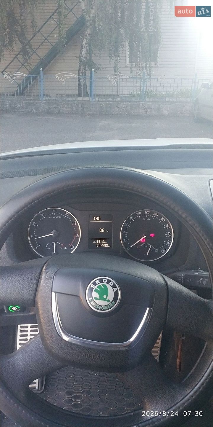 Skoda Octavia 2010 VIN TMBBK41Z6BB152153 фото оголошення 10 з 14