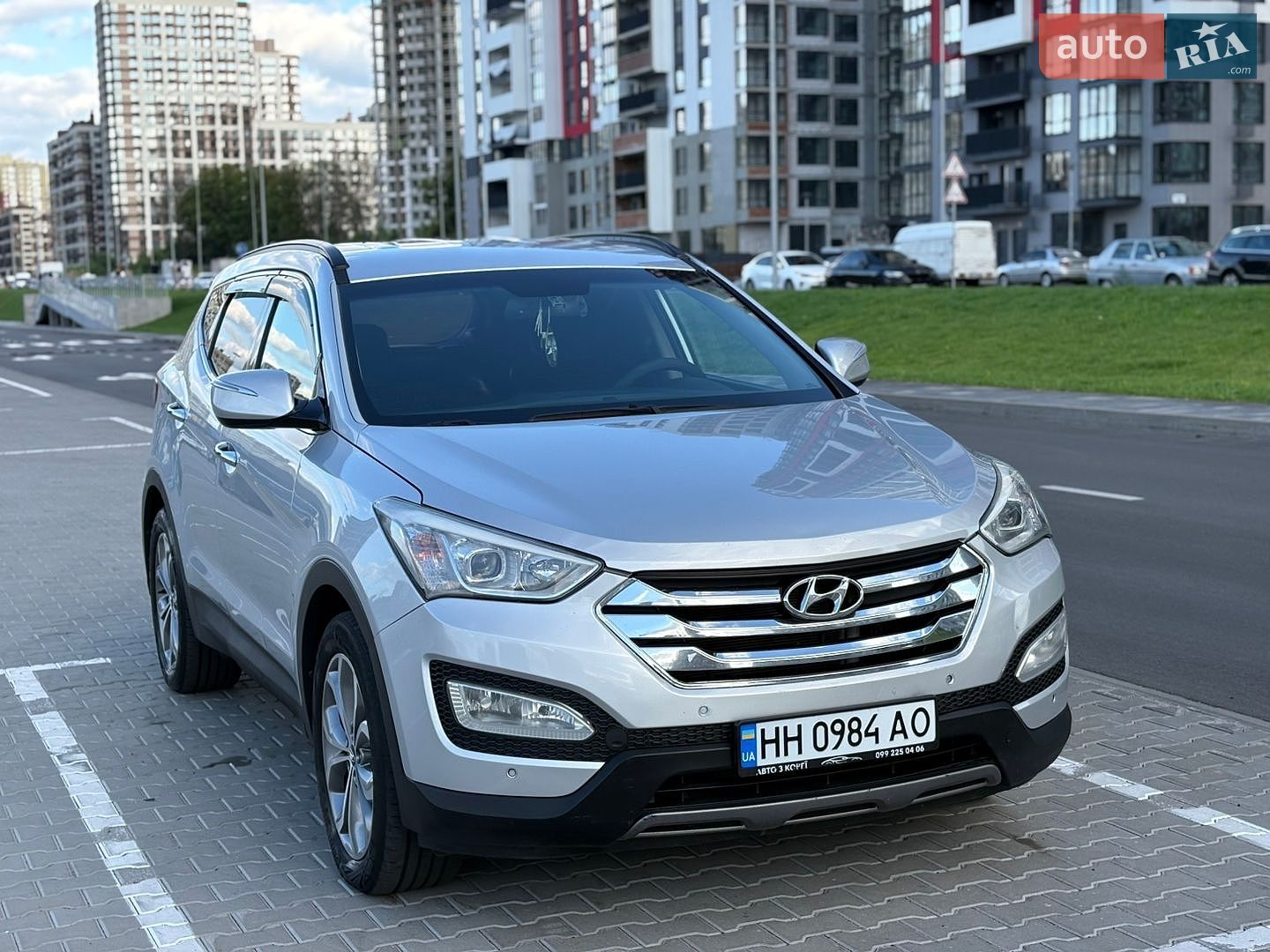 Hyundai Santa FE 2012 VIN KMHSW81UBDU014703 фото оголошення 19 з 38