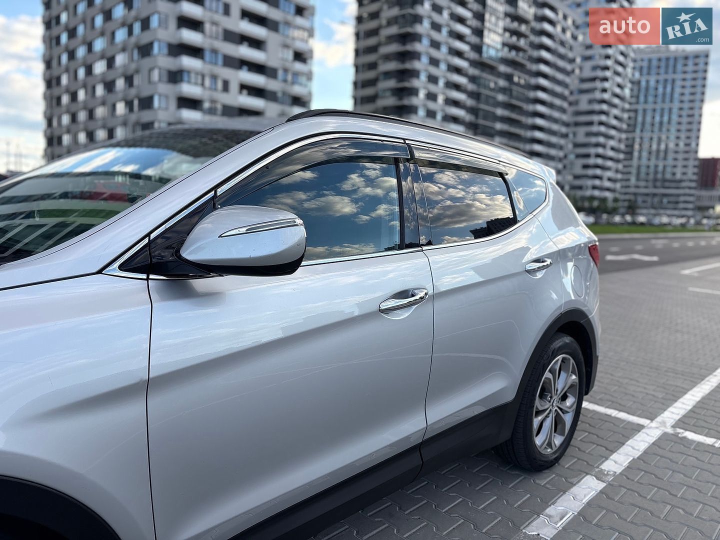 Hyundai Santa FE 2012 VIN KMHSW81UBDU014703 фото оголошення 18 з 38