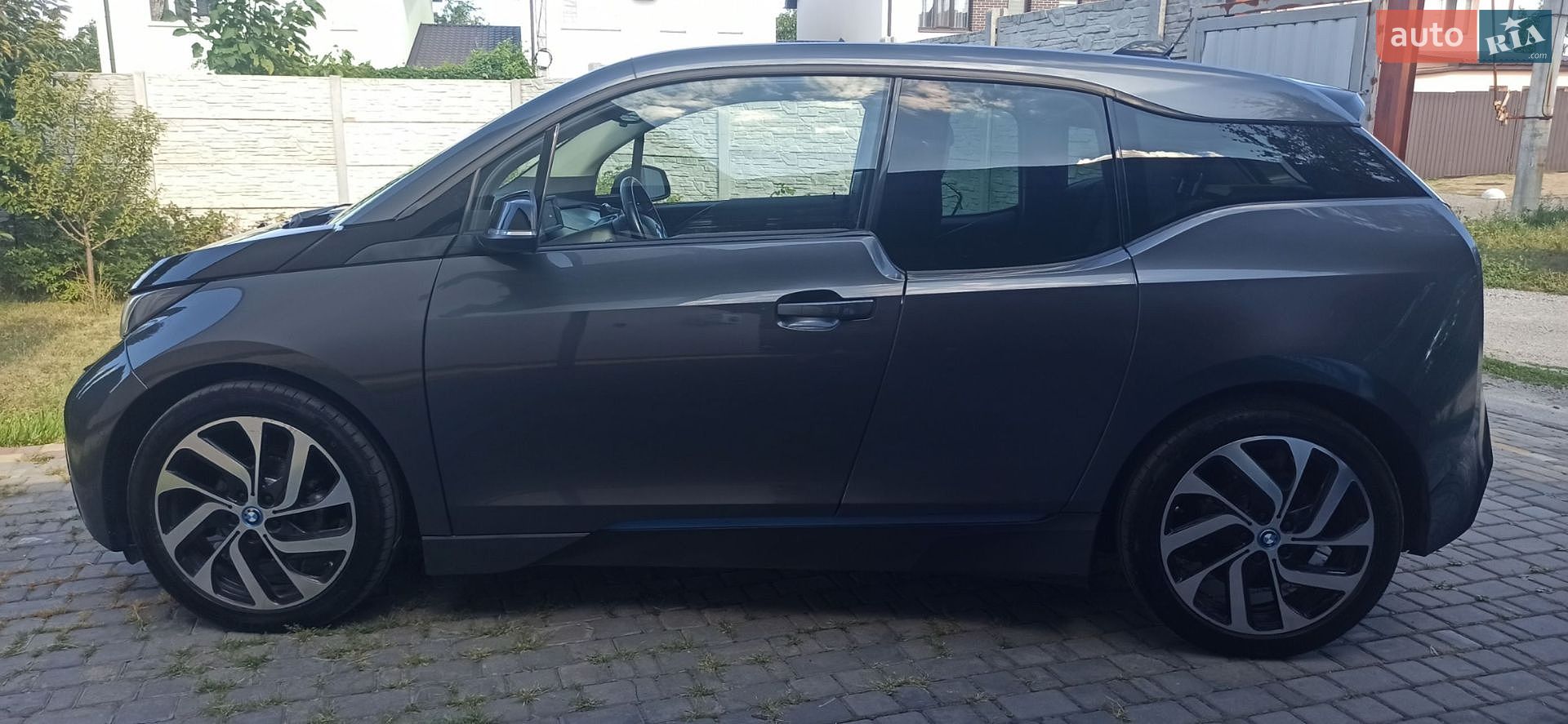 BMW I3 2016 VIN WBY1Z6104HV937233 фото оголошення 2 з 35