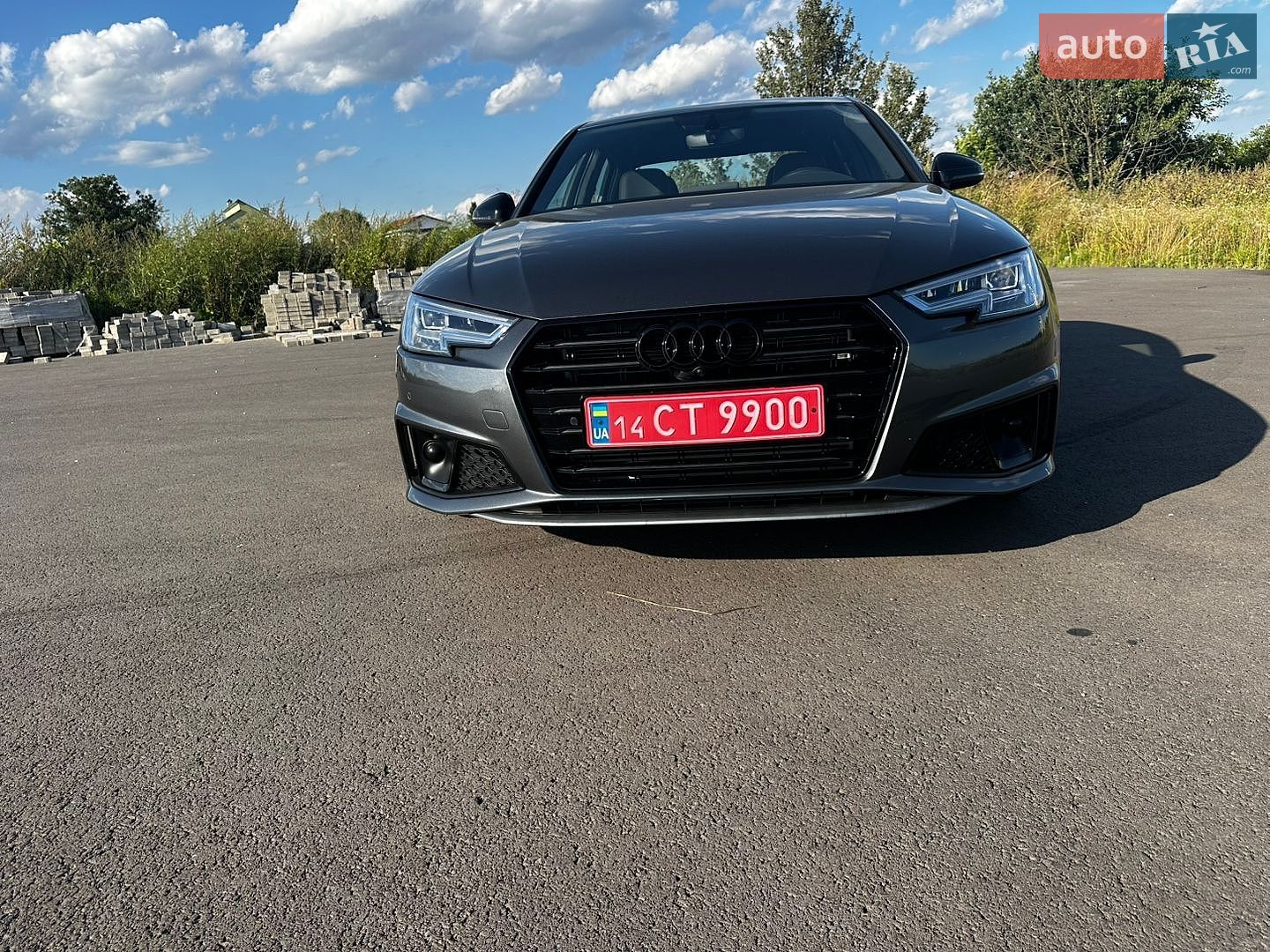 Audi A4 2018 VIN WAUPNAF47JN020148 фото оголошення 6 з 21