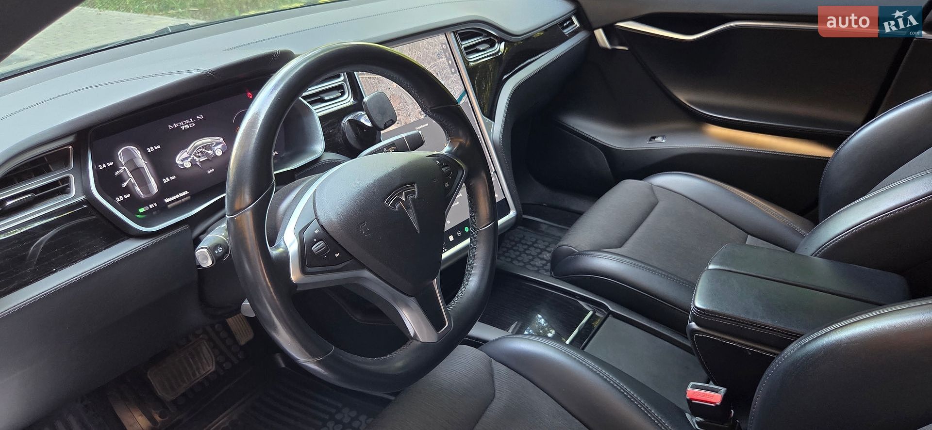 Tesla Model S 2018 VIN 5YJSA7E27JF239346 фото оголошення 13 з 17