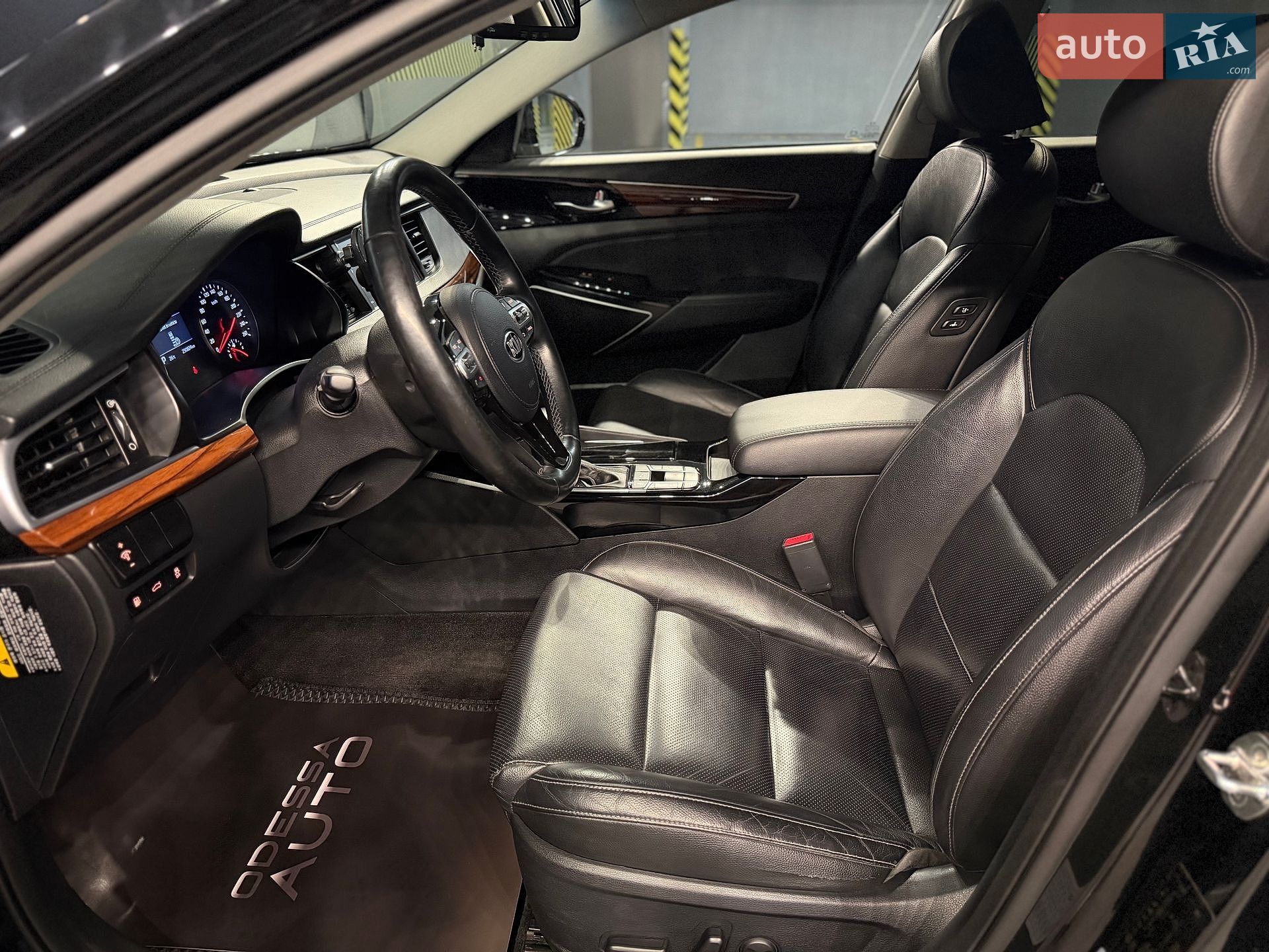 Kia K7 2016 VIN KNALB41ABGA026124 фото оголошення 16 з 30