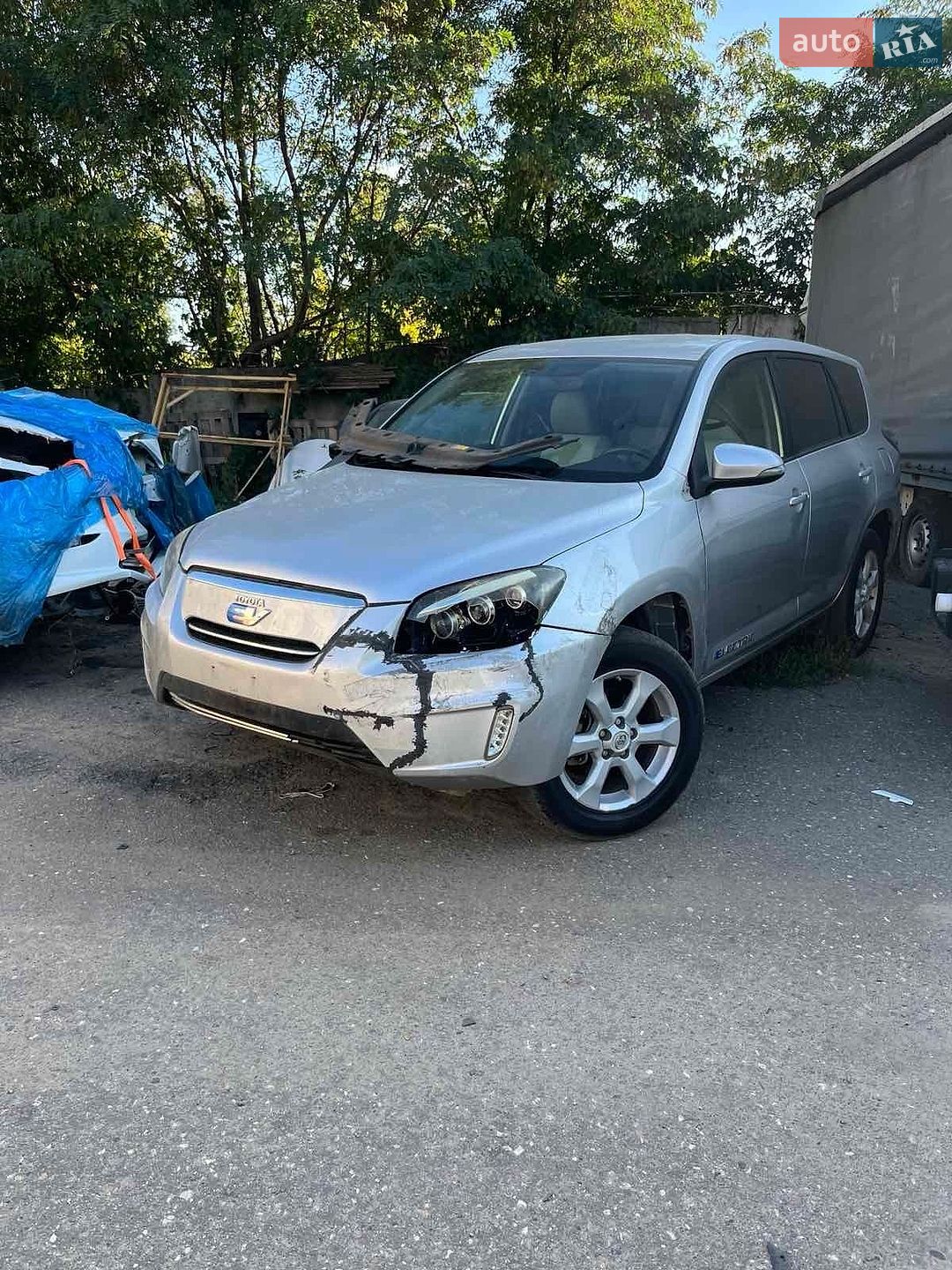 Toyota RAV4 EV 2012 VIN 2T3YL4DV6CW001421 фото оголошення 2 з 24