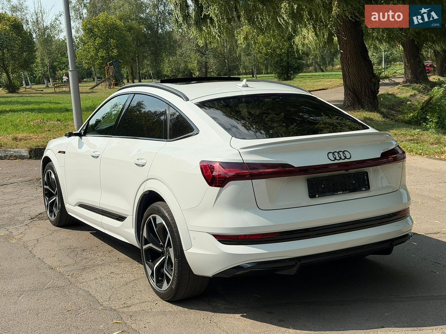 Audi e-tron Sportback 2022 VIN WAUZZZGE3NB019847 фото оголошення 14 з 78