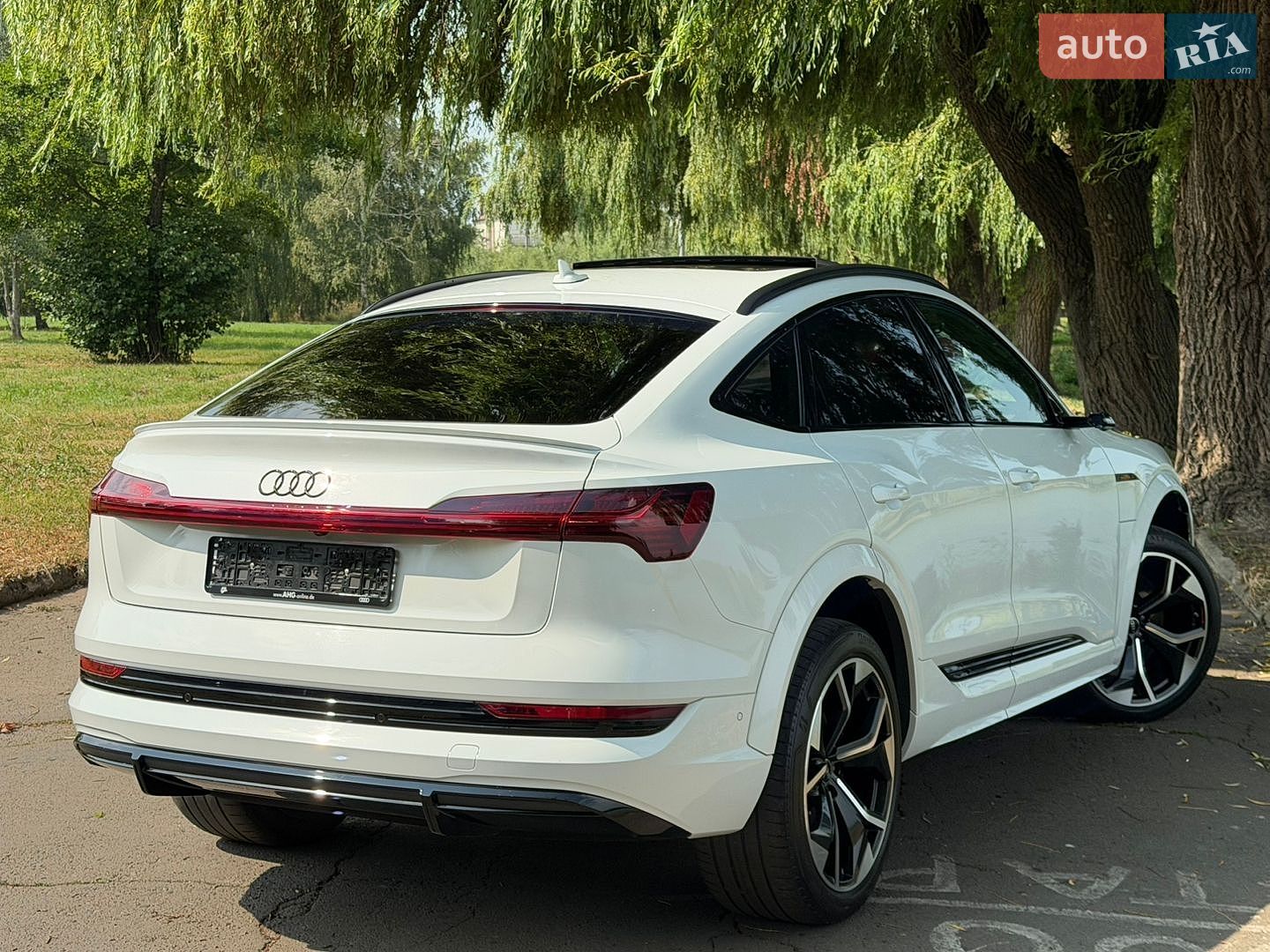 Audi e-tron Sportback 2022 VIN WAUZZZGE3NB019847 фото оголошення 9 з 78