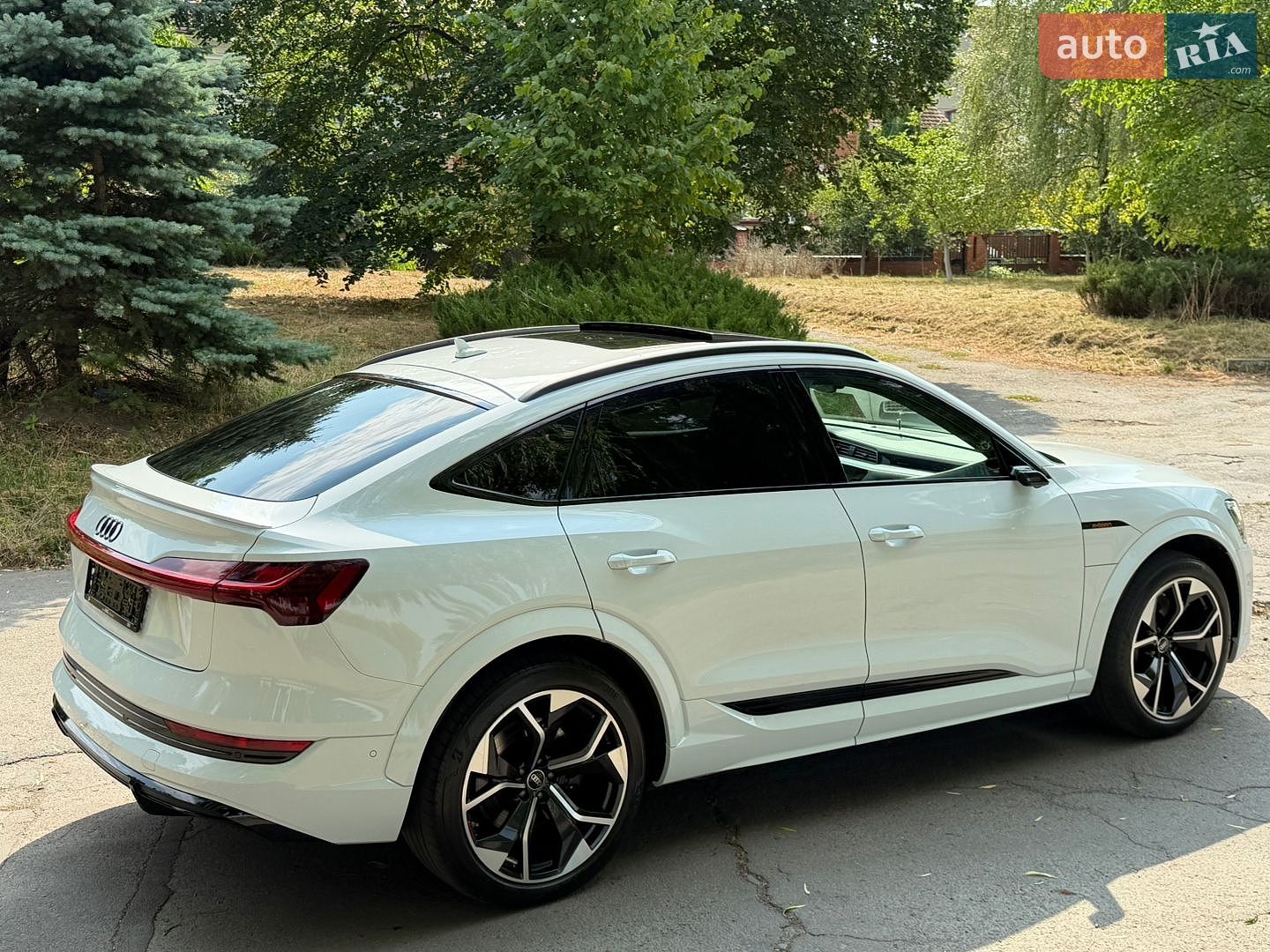 Audi e-tron Sportback 2022 VIN WAUZZZGE3NB019847 фото оголошення 13 з 78