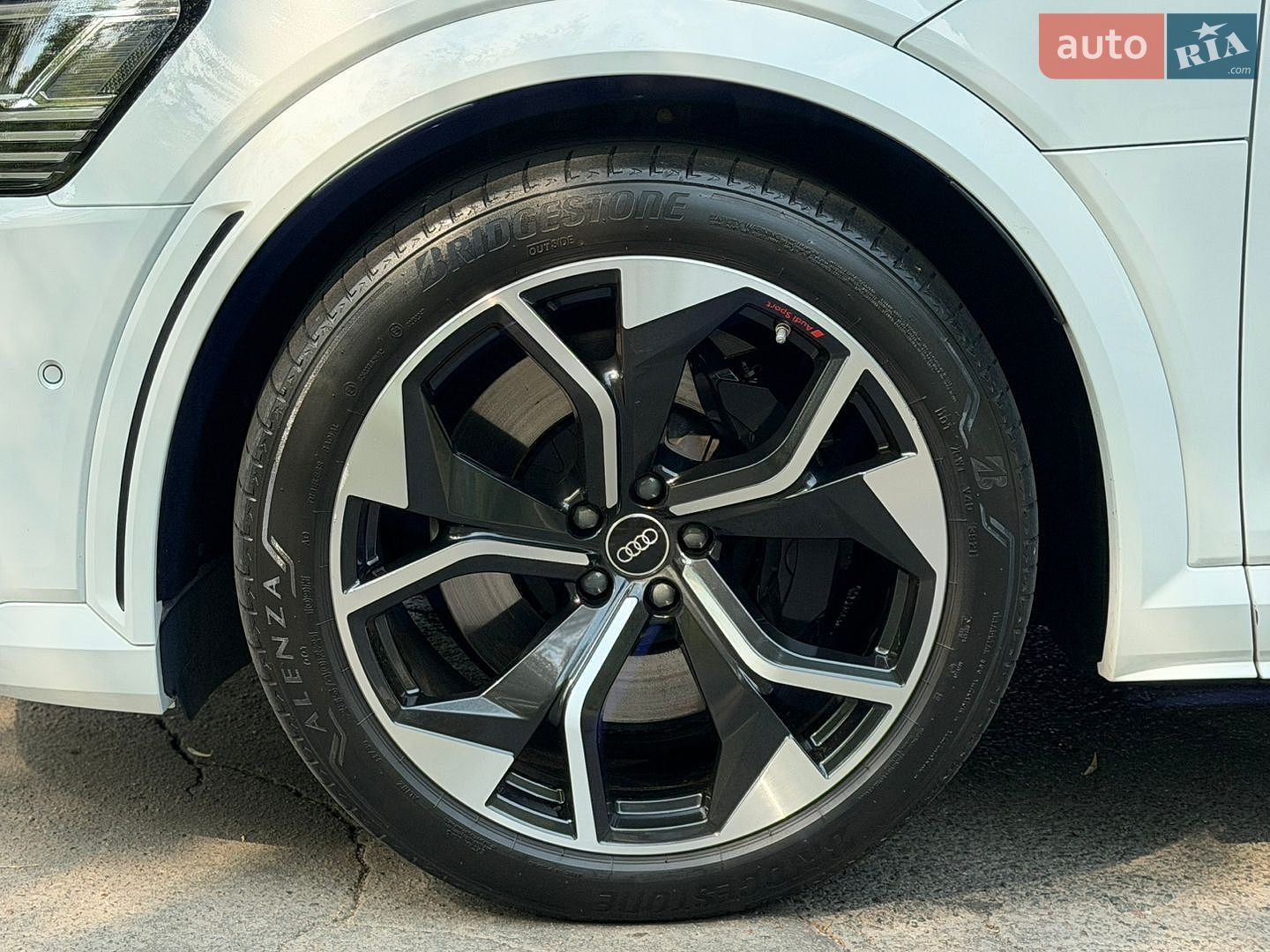 Audi e-tron Sportback 2022 VIN WAUZZZGE3NB019847 фото оголошення 32 з 78
