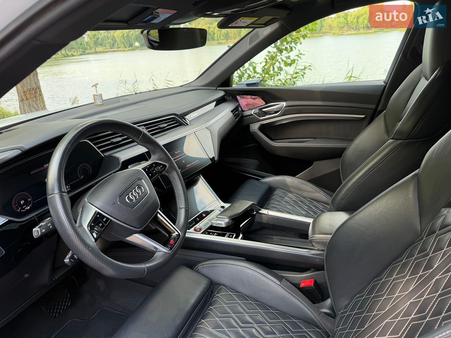 Audi e-tron Sportback 2022 VIN WAUZZZGE3NB019847 фото оголошення 57 з 78