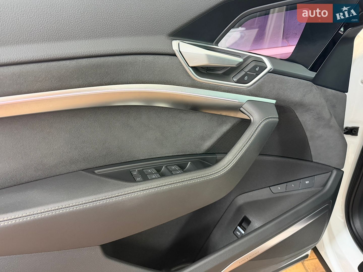 Audi e-tron Sportback 2022 VIN WAUZZZGE3NB019847 фото оголошення 77 з 78