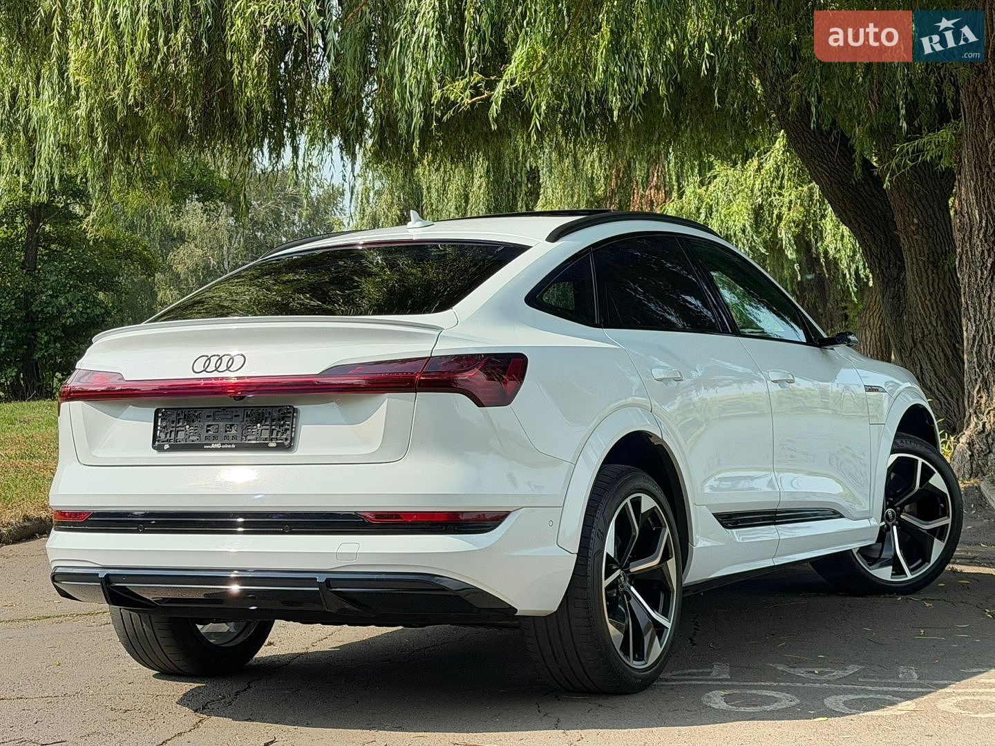 Audi e-tron Sportback 2022 VIN WAUZZZGE3NB019847 фото оголошення 8 з 78