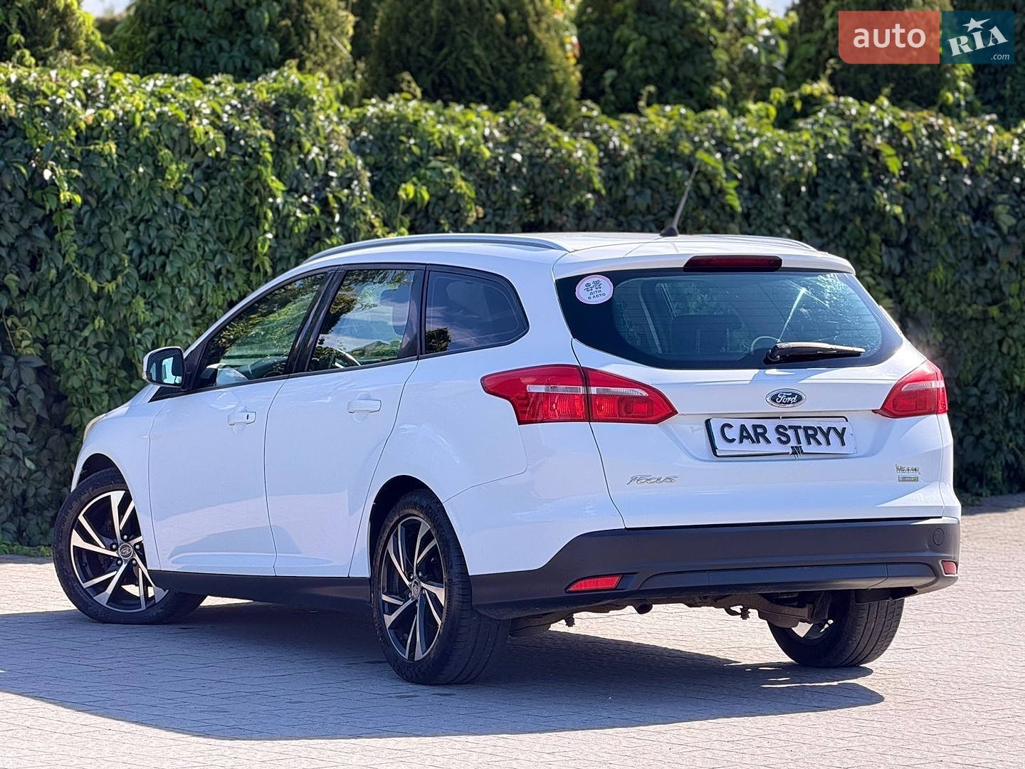 Ford Focus 2015 VIN WF06XXGCC6FK42218 фото оголошення 3 з 45
