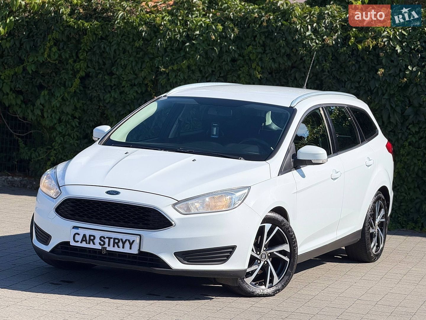 Ford Focus 2015 VIN WF06XXGCC6FK42218 фото оголошення 6 з 45