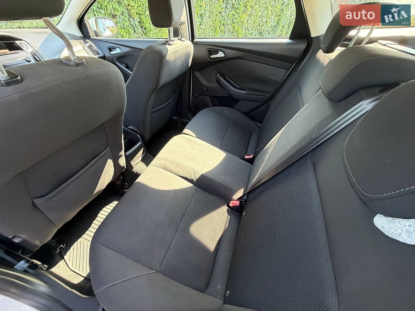 Ford Focus 2015 VIN WF06XXGCC6FK42218 фото оголошення 28 з 45