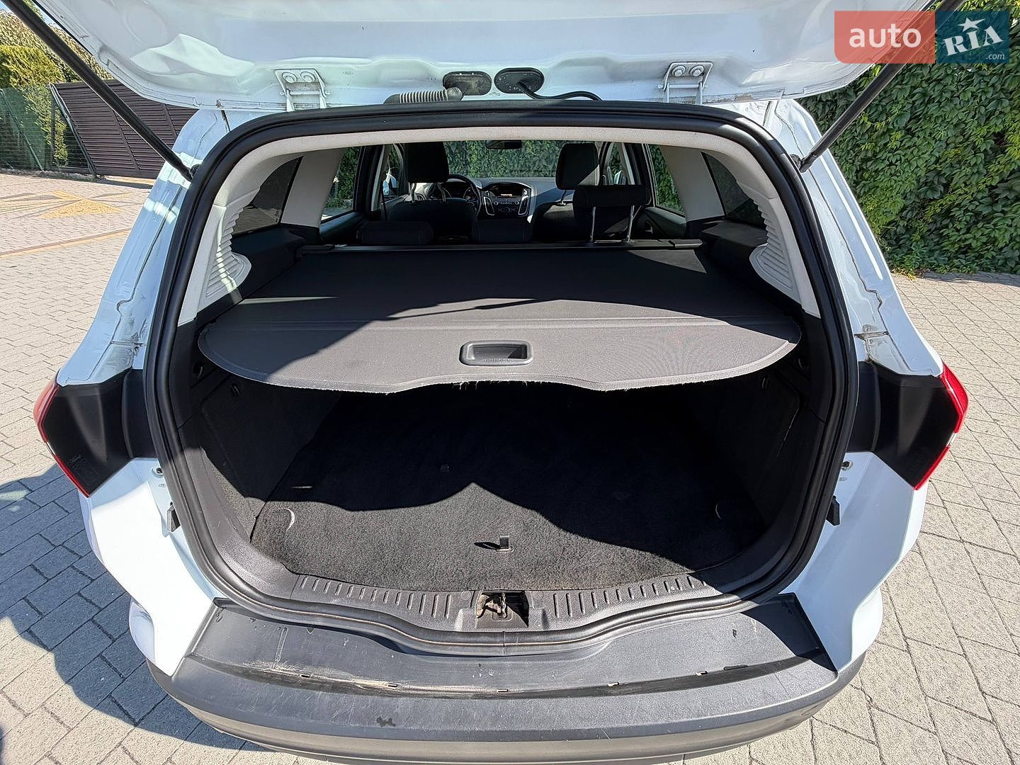 Ford Focus 2015 VIN WF06XXGCC6FK42218 фото оголошення 30 з 45
