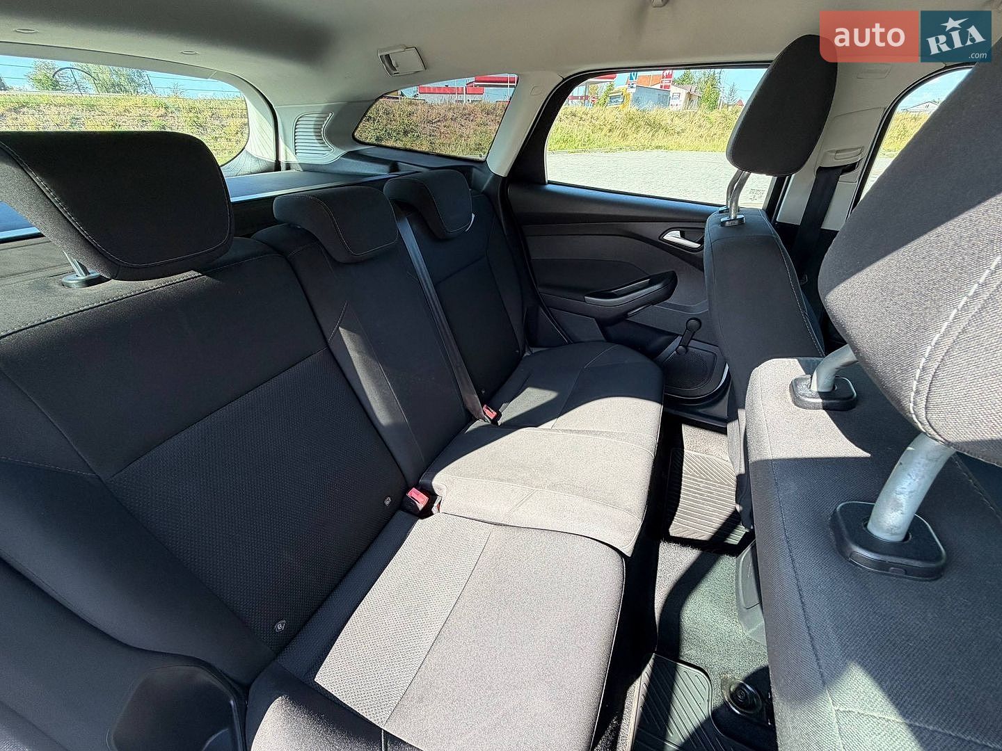 Ford Focus 2015 VIN WF06XXGCC6FK42218 фото оголошення 34 з 45