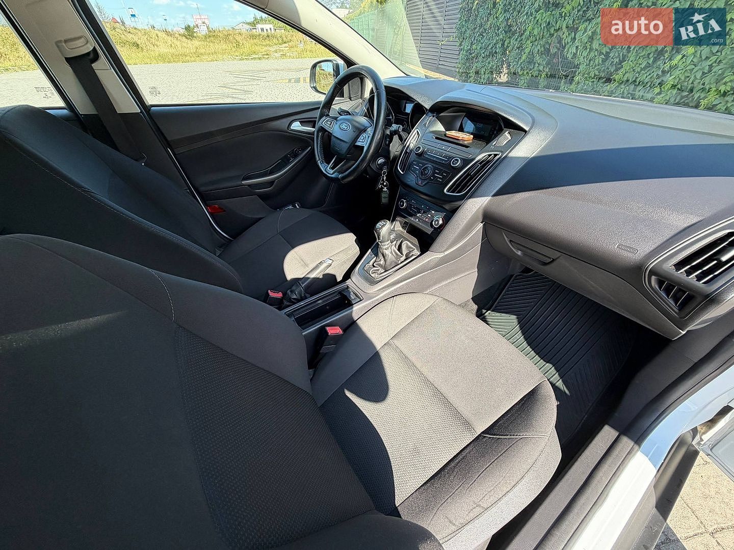 Ford Focus 2015 VIN WF06XXGCC6FK42218 фото оголошення 37 з 45