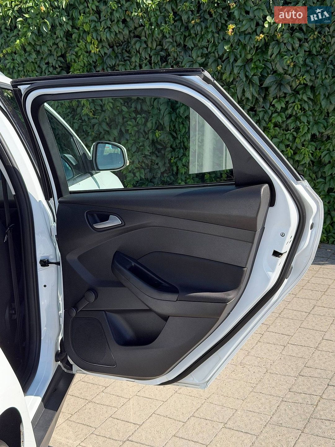Ford Focus 2015 VIN WF06XXGCC6FK42218 фото оголошення 35 з 45