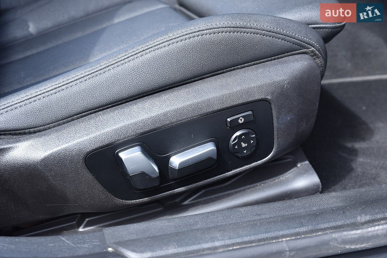 BMW 3 Series 2020 VIN 3MW5R1J00L8B21800 фото оголошення 81 з 92