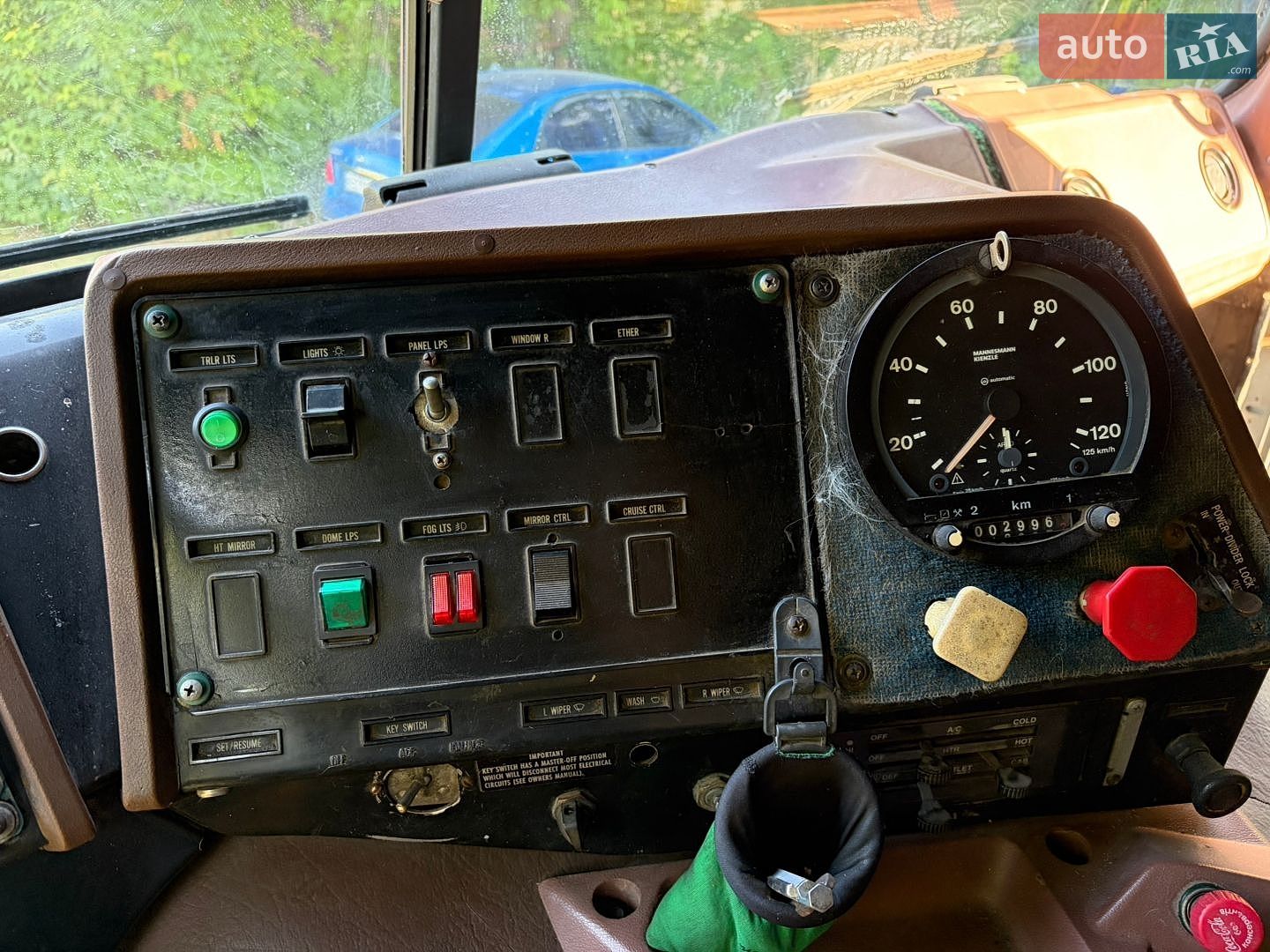 International 9600 1993 VIN 1HSRDLSR4PH510881 фото оголошення 10 з 19