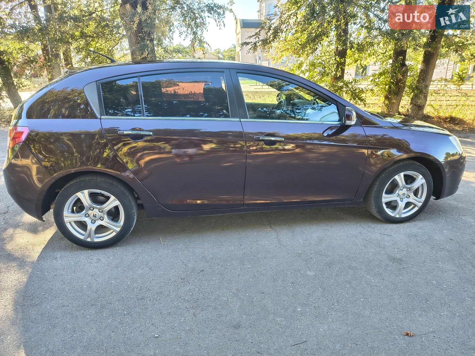 Geely Emgrand 7 (EC7) 2013 VIN Y7WFE2A00D0023451 фото оголошення 9 з 25