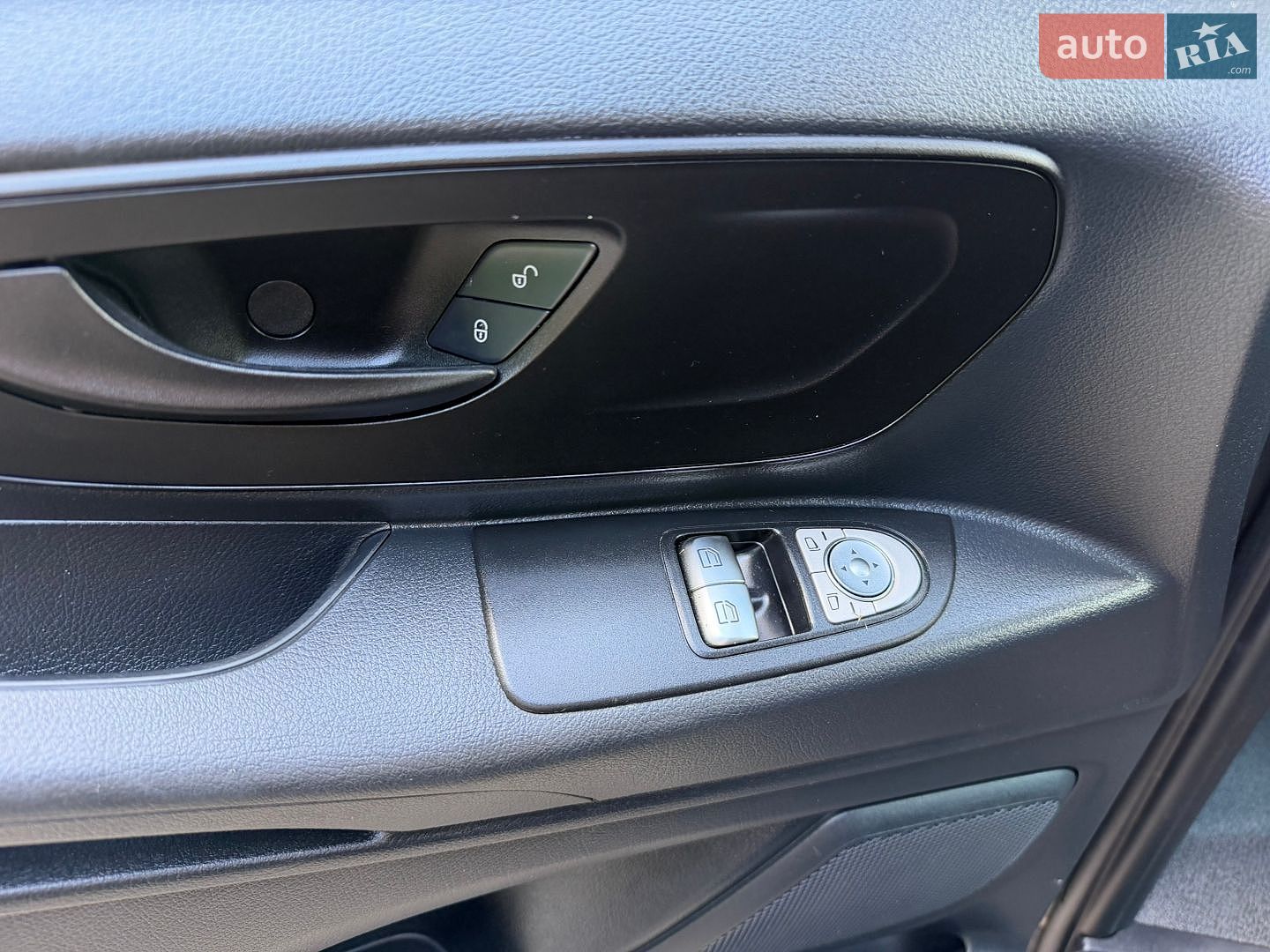 Mercedes-Benz Vito 2021 VIN W1V44760313888378 фото оголошення 50 з 71