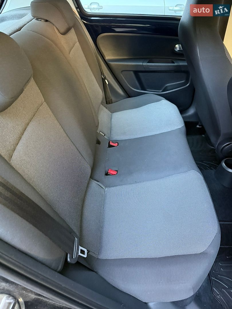 Volkswagen Up 2013 VIN WVWZZZAAZED027869 фото оголошення 23 з 25