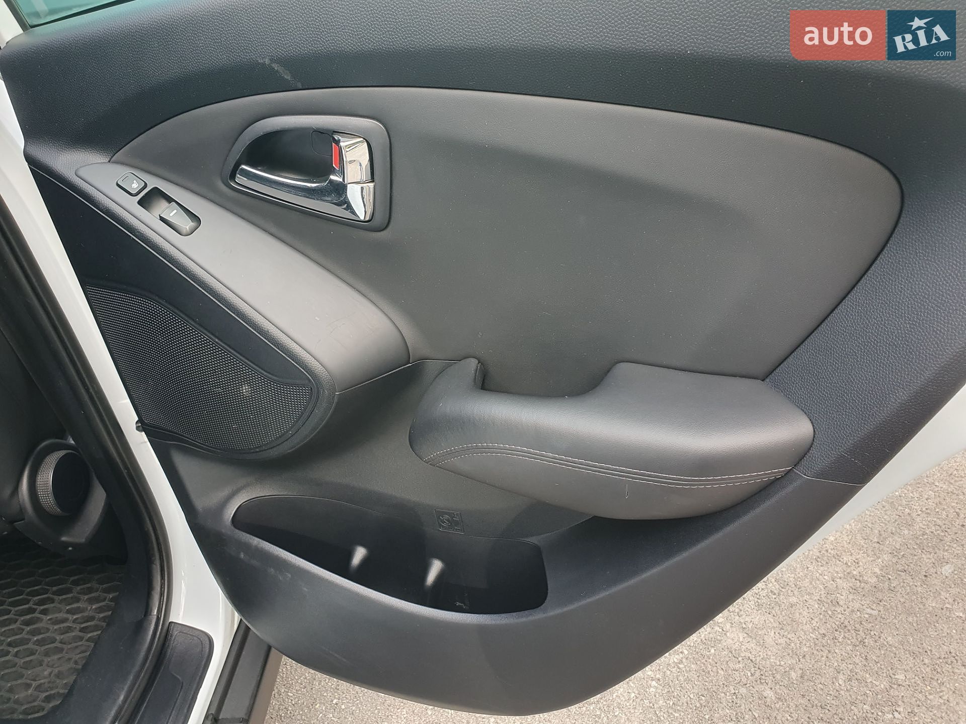 Hyundai ix35 2010 VIN U5YZU81BDBL065745 фото оголошення 11 з 70