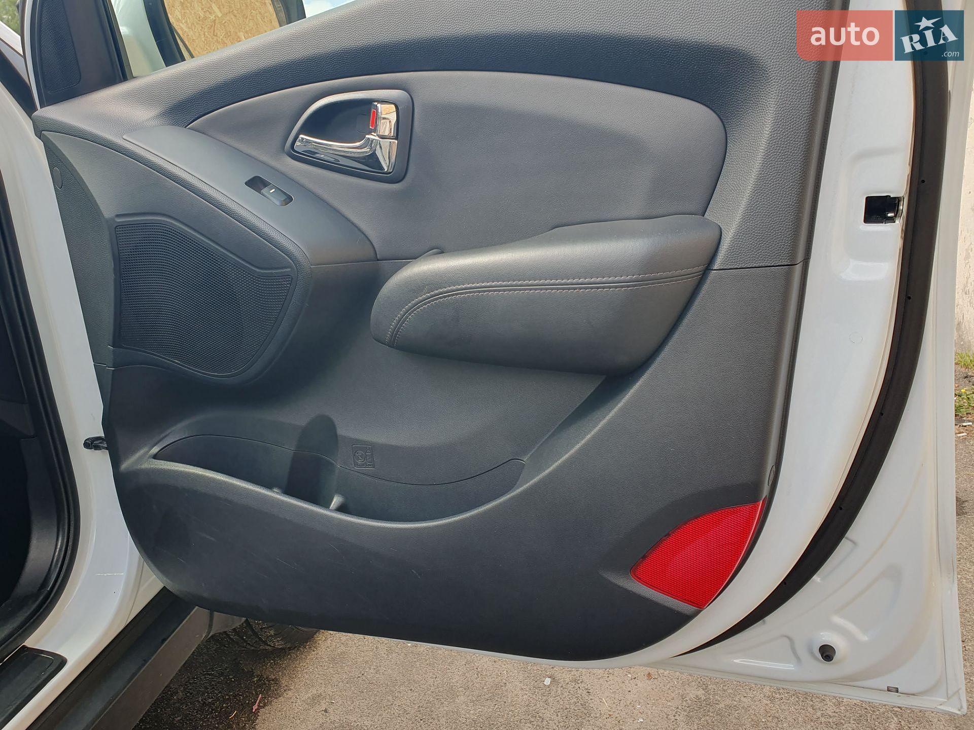 Hyundai ix35 2010 VIN U5YZU81BDBL065745 фото оголошення 28 з 70