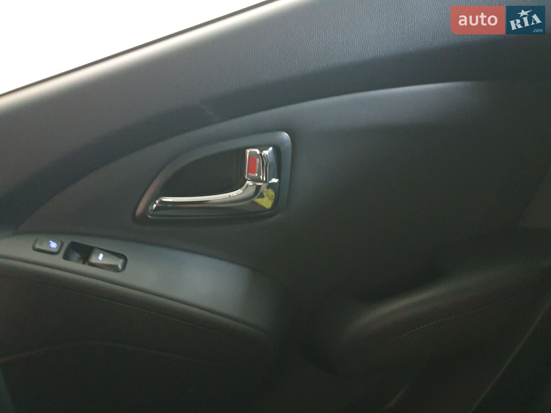 Hyundai ix35 2010 VIN U5YZU81BDBL065745 фото оголошення 30 з 70