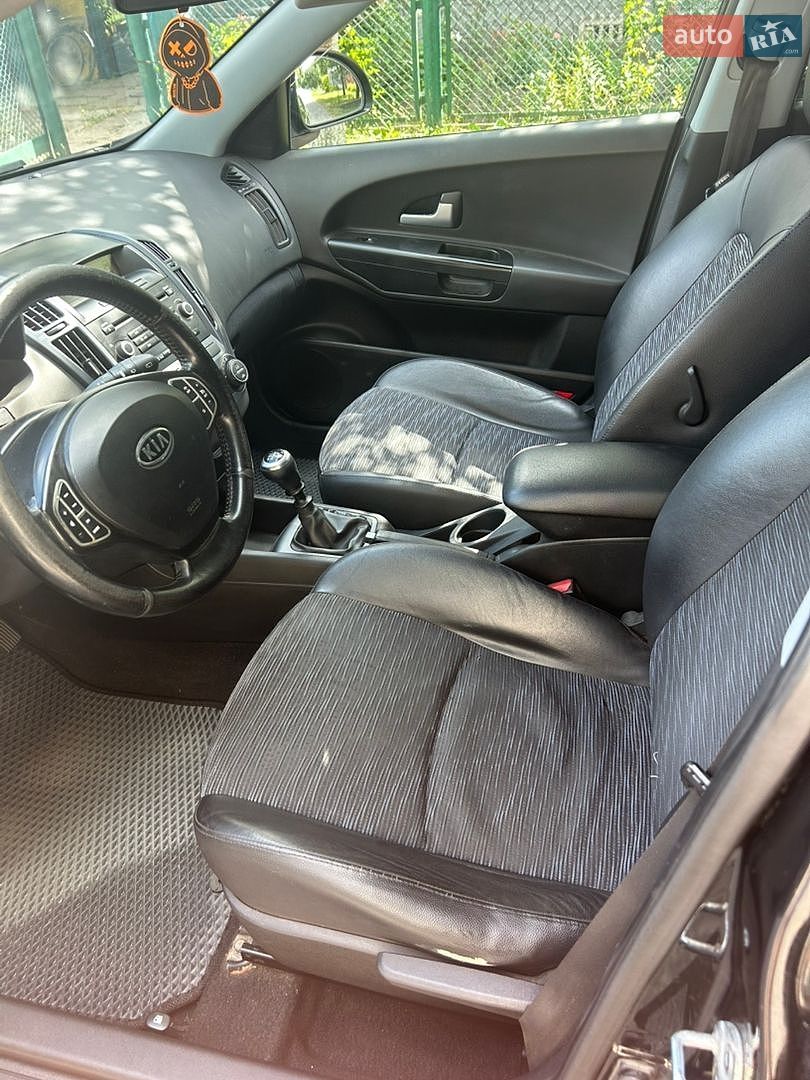 Kia Ceed 2009 VIN U5YFF52429L103552 фото оголошення 10 з 12