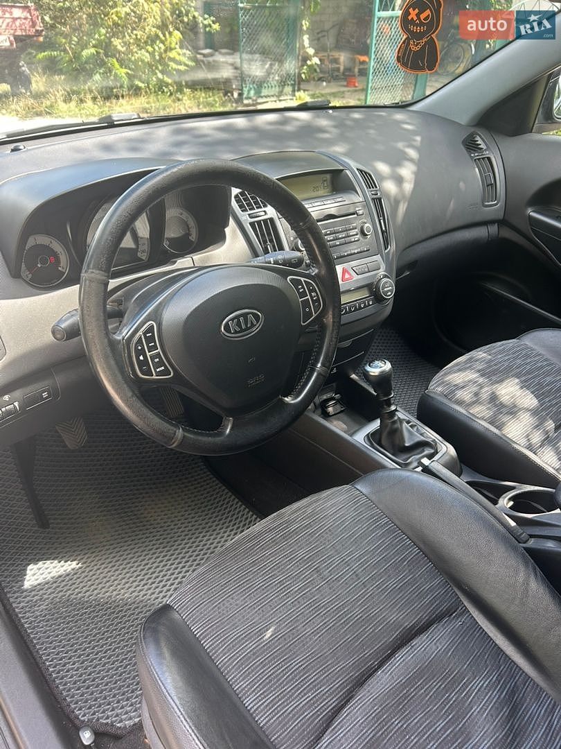 Kia Ceed 2009 VIN U5YFF52429L103552 фото оголошення 9 з 12