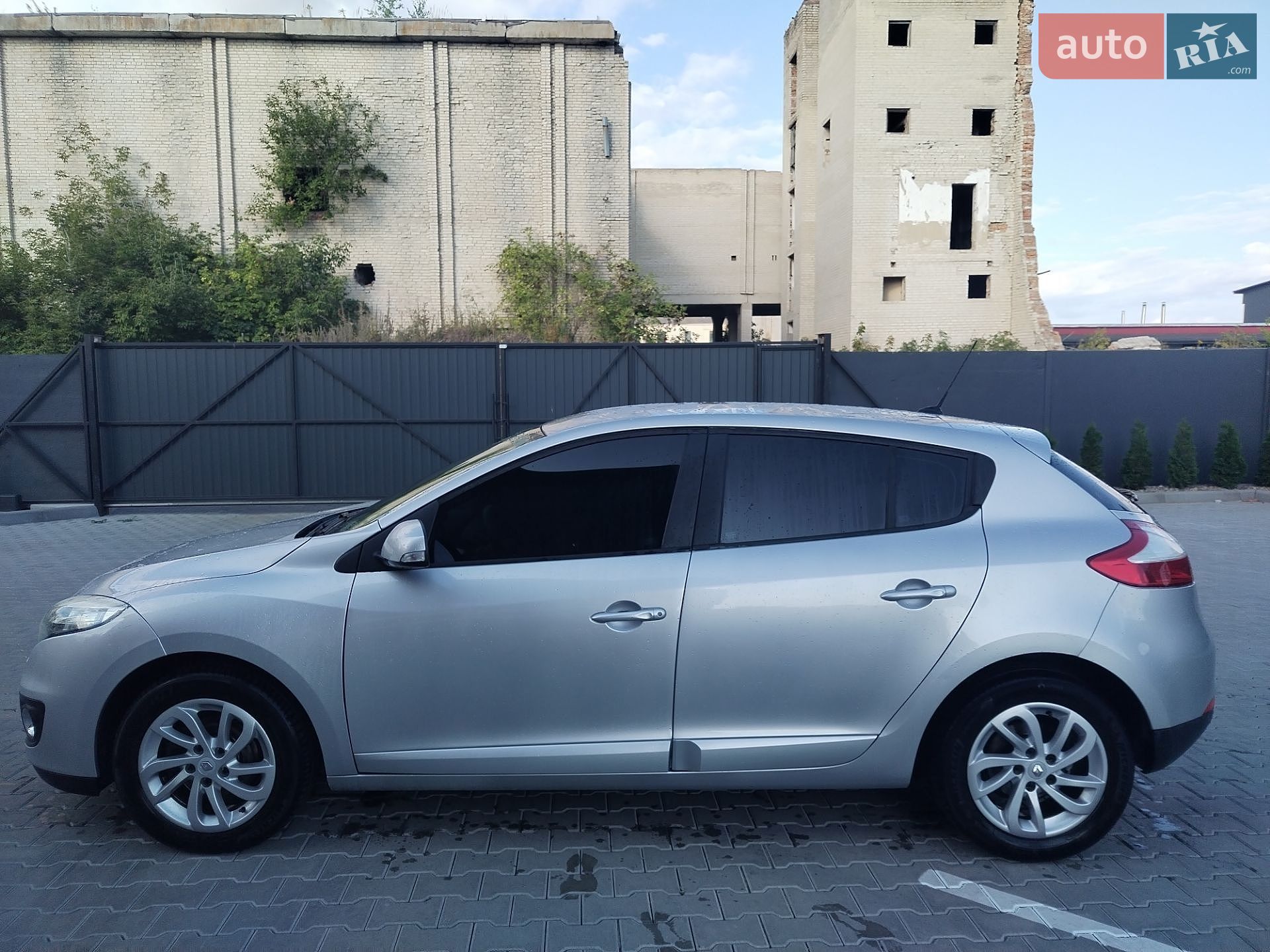 Renault Megane 2013 VIN VF1BZ1A0749537901 фото оголошення 3 з 16