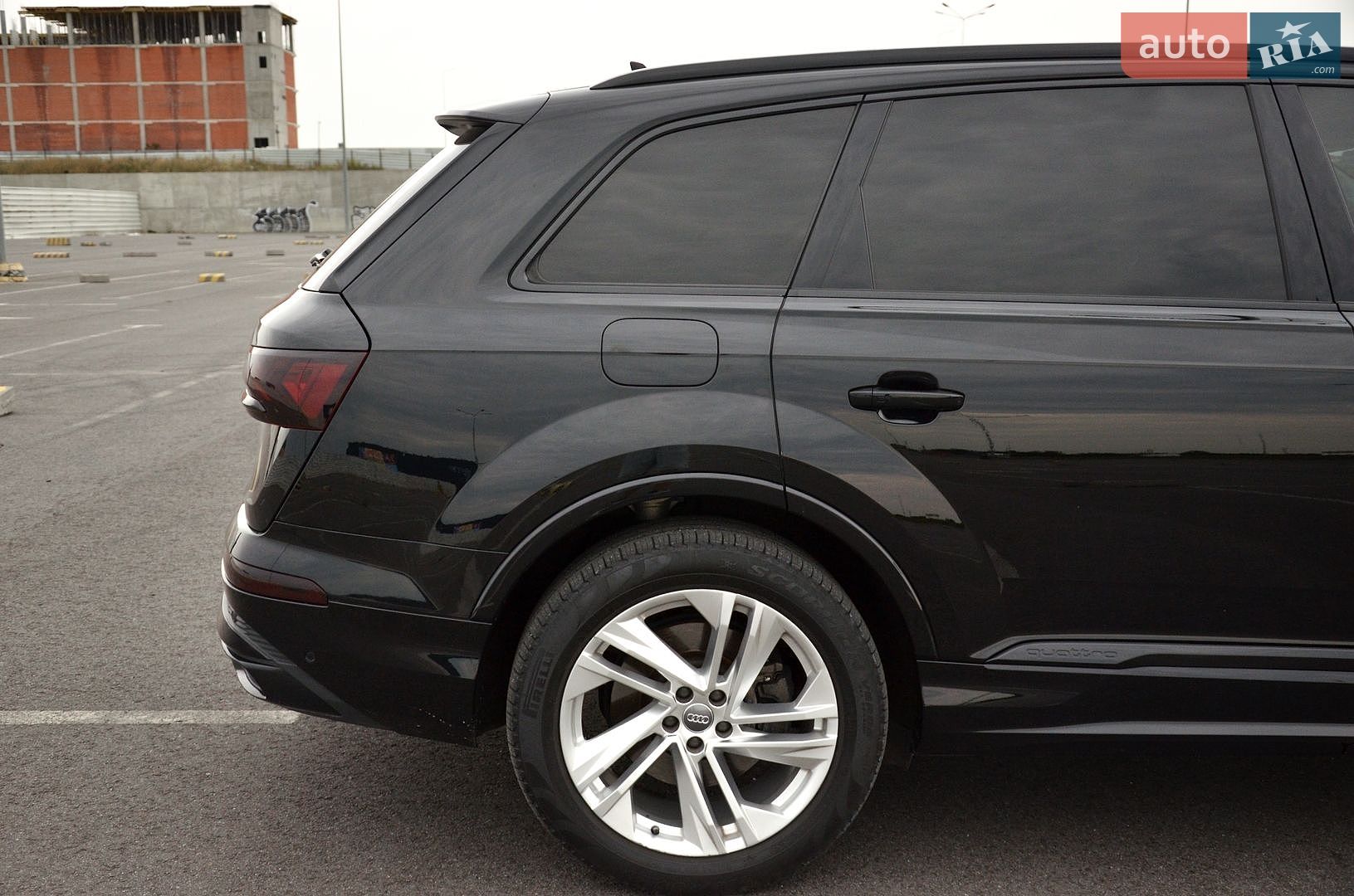 Audi Q7 2019 VIN WA1LXAF70LD002972 фото оголошення 7 з 34