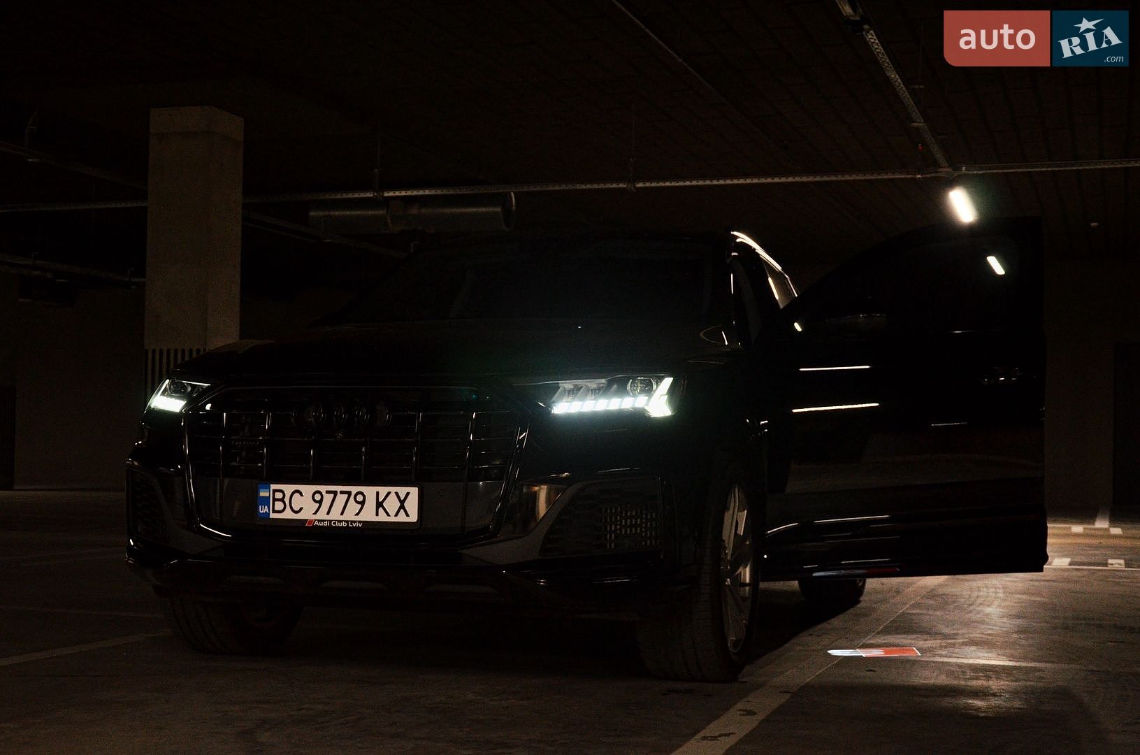 Audi Q7 2019 VIN WA1LXAF70LD002972 фото оголошення 12 з 34