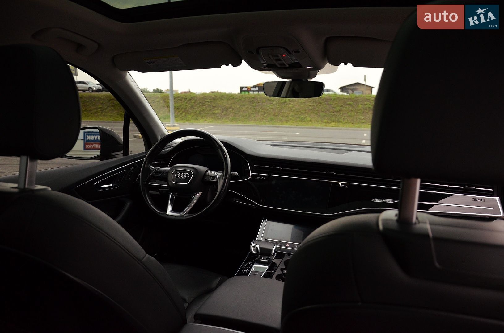 Audi Q7 2019 VIN WA1LXAF70LD002972 фото оголошення 26 з 34